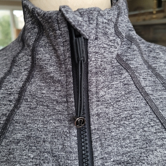 Lululemon Define Jacket - Picture 3 of 15